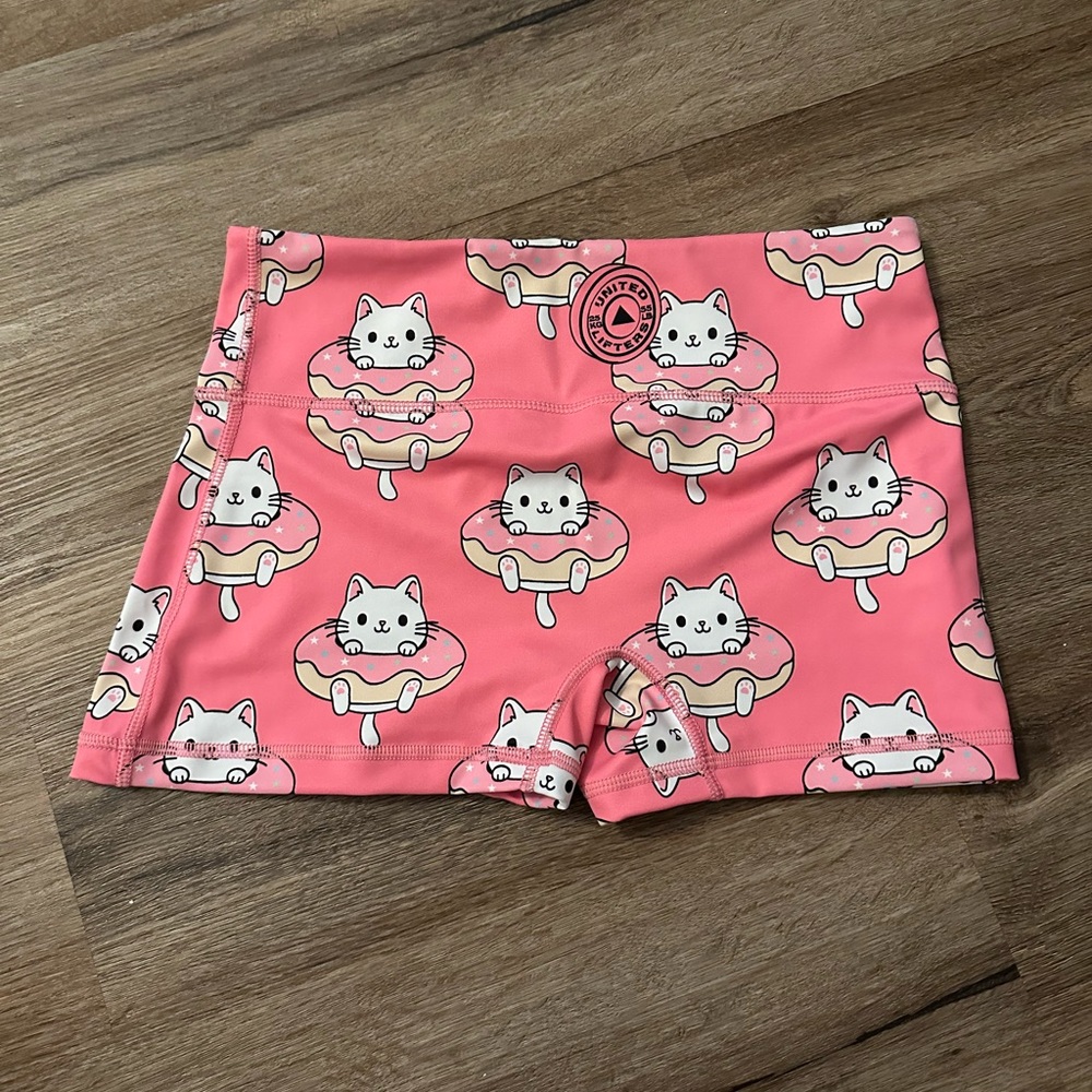 United Lifters mid-rise shorties